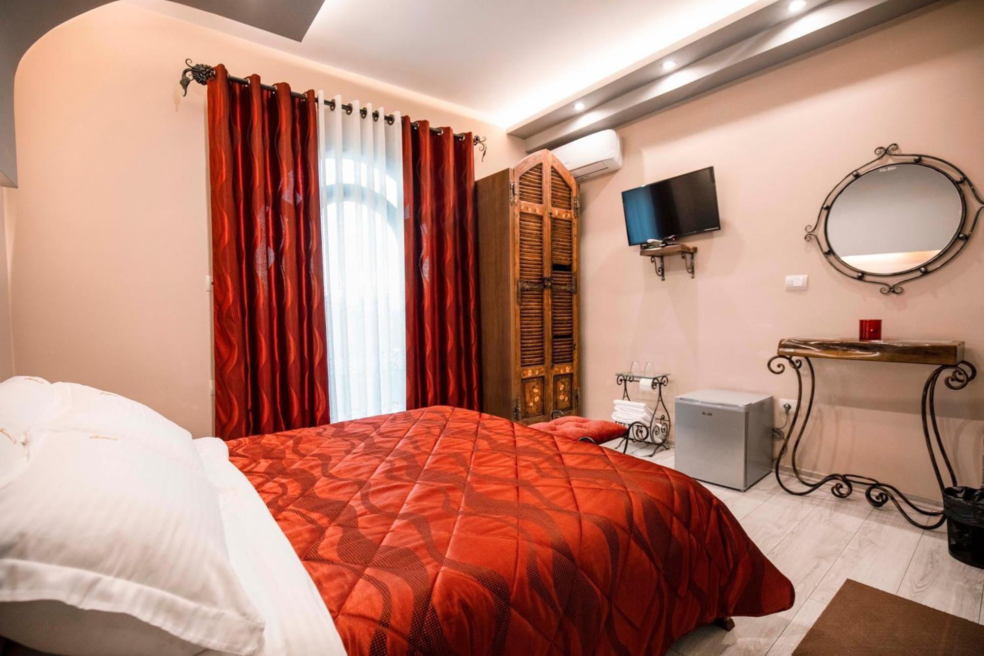Vila Eden Boutique Hotel Korce Quarto foto