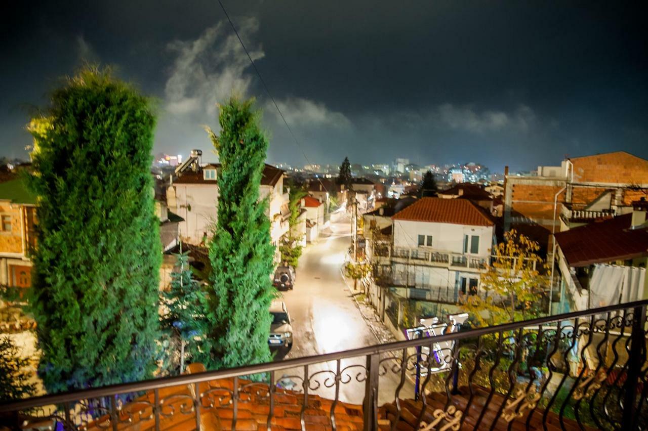 Vila Eden Boutique Hotel Korce Exterior foto